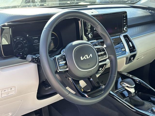 Certified 2023 Kia Sorento SX image 18