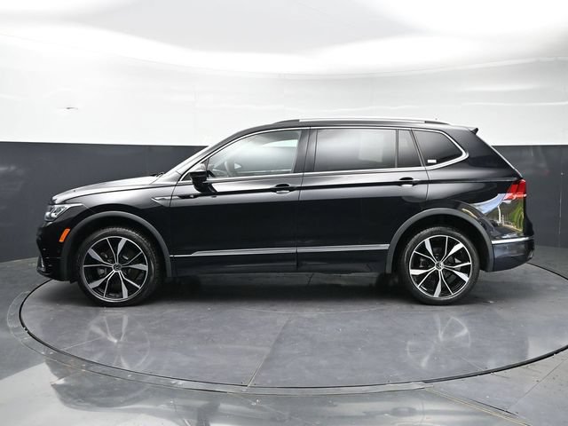 Used 2024 Volkswagen Tiguan SEL R-Line AWD/4WD image 8