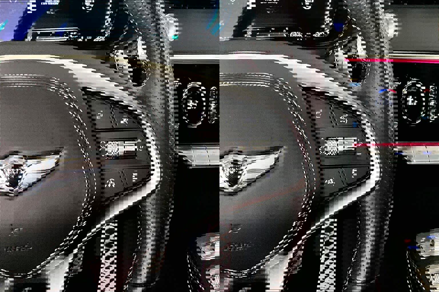 Used 2024 Genesis GV70 3.5T Sport w/ Sport Prestige Package image 23