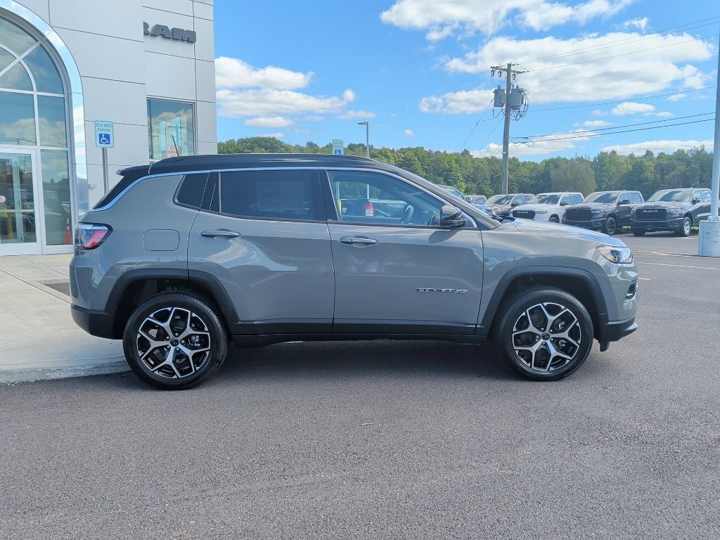 New 2026 Jeep Compass Limited AWD/4WD image 10