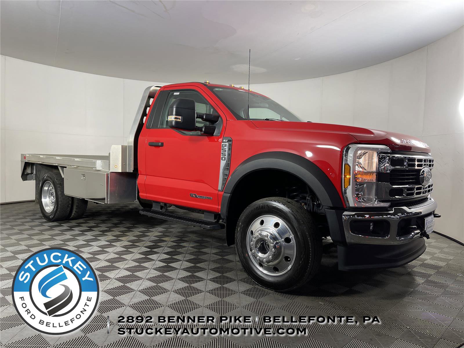Used 2024 Ford F550 4x4 Regular Cab Super Duty w/ XLT Value Package image 1
