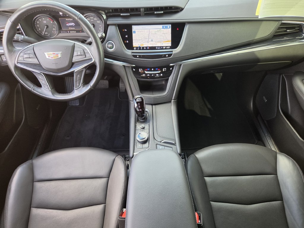 Used 2024 Cadillac XT5 Premium Luxury w/ Technology Package FWD image 27
