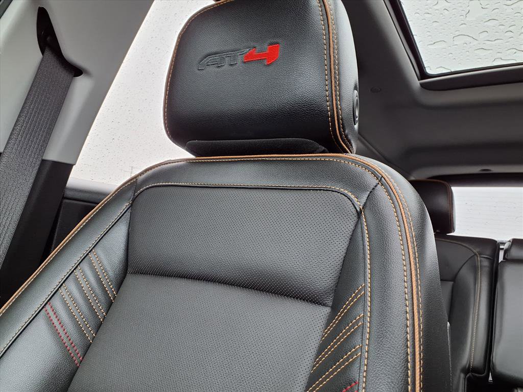 Used 2023 GMC Terrain AT4 w/ Tech Package image 27