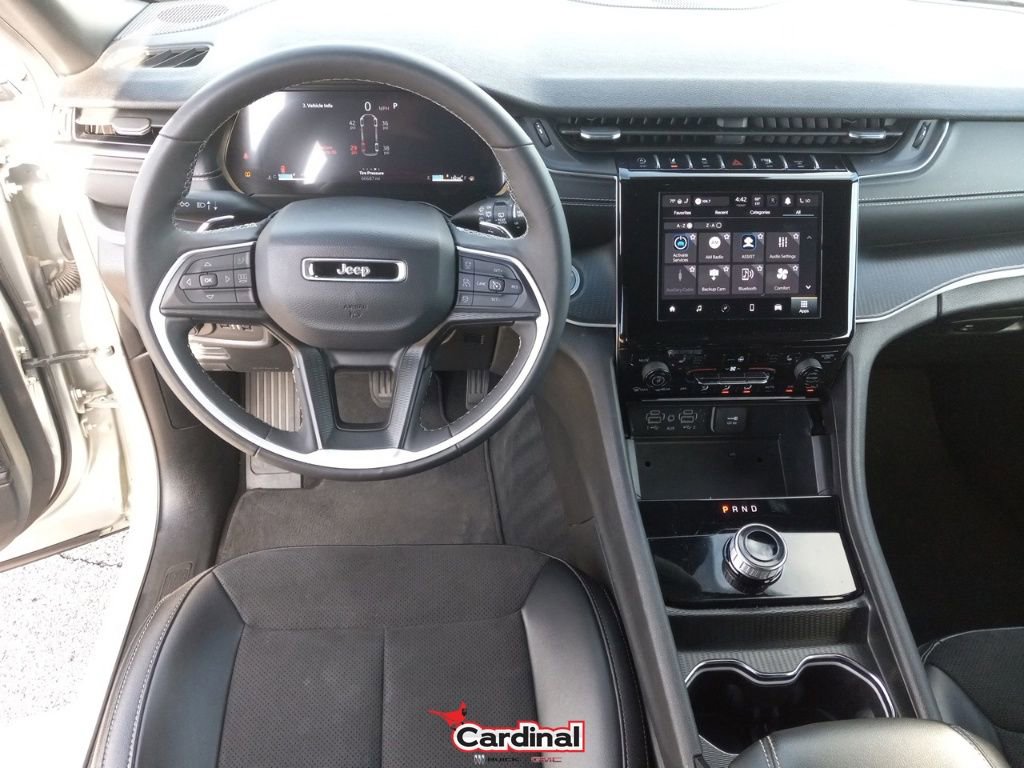 Used 2024 Jeep Grand Cherokee L Laredo image 25