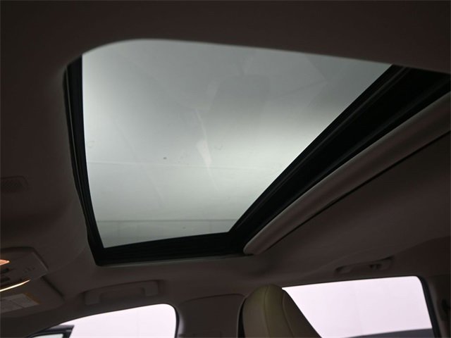 Used 2021 Toyota Highlander XLE image 13