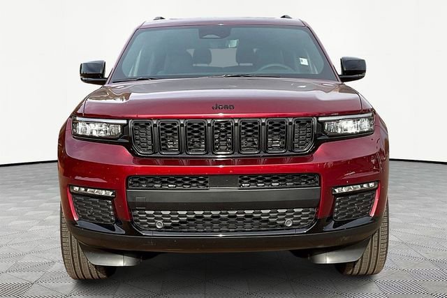 Used 2025 Jeep Grand Cherokee L Limited w/ Luxury Tech Group II image 2