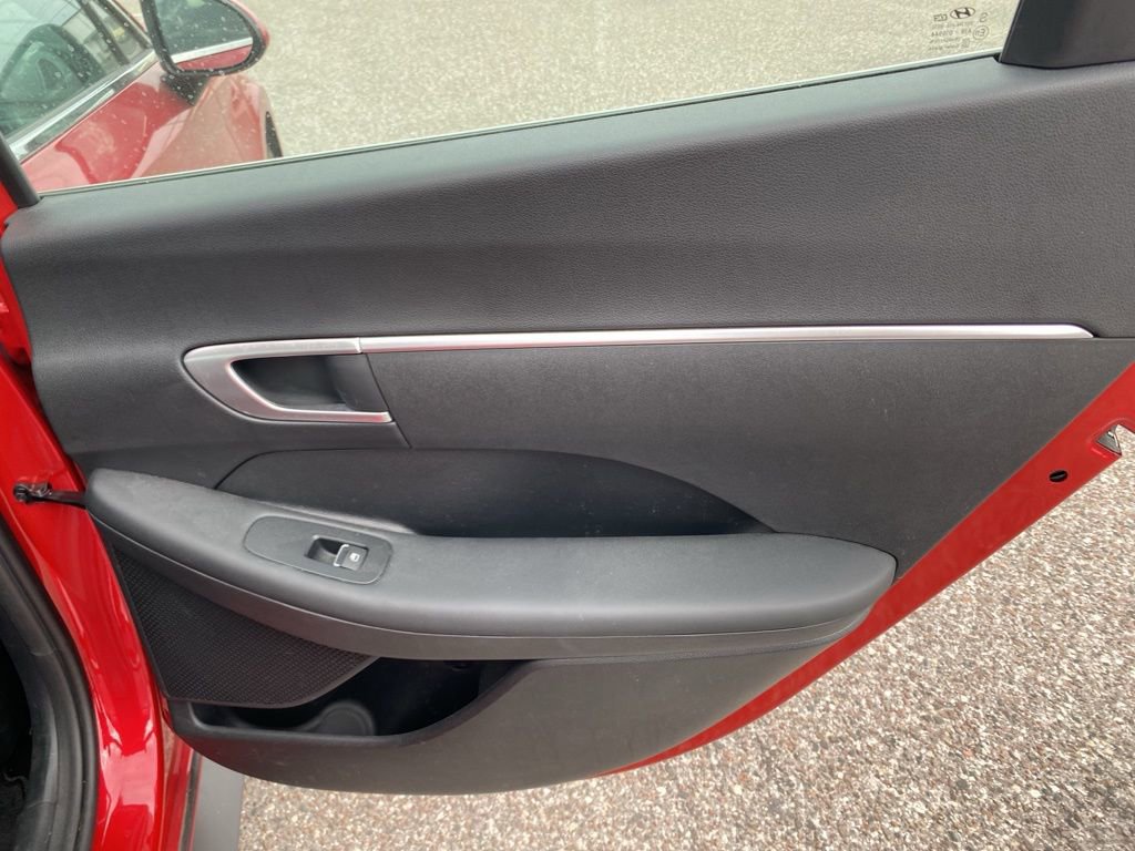 Used 2020 Hyundai Sonata SE w/ Cargo Package image 15