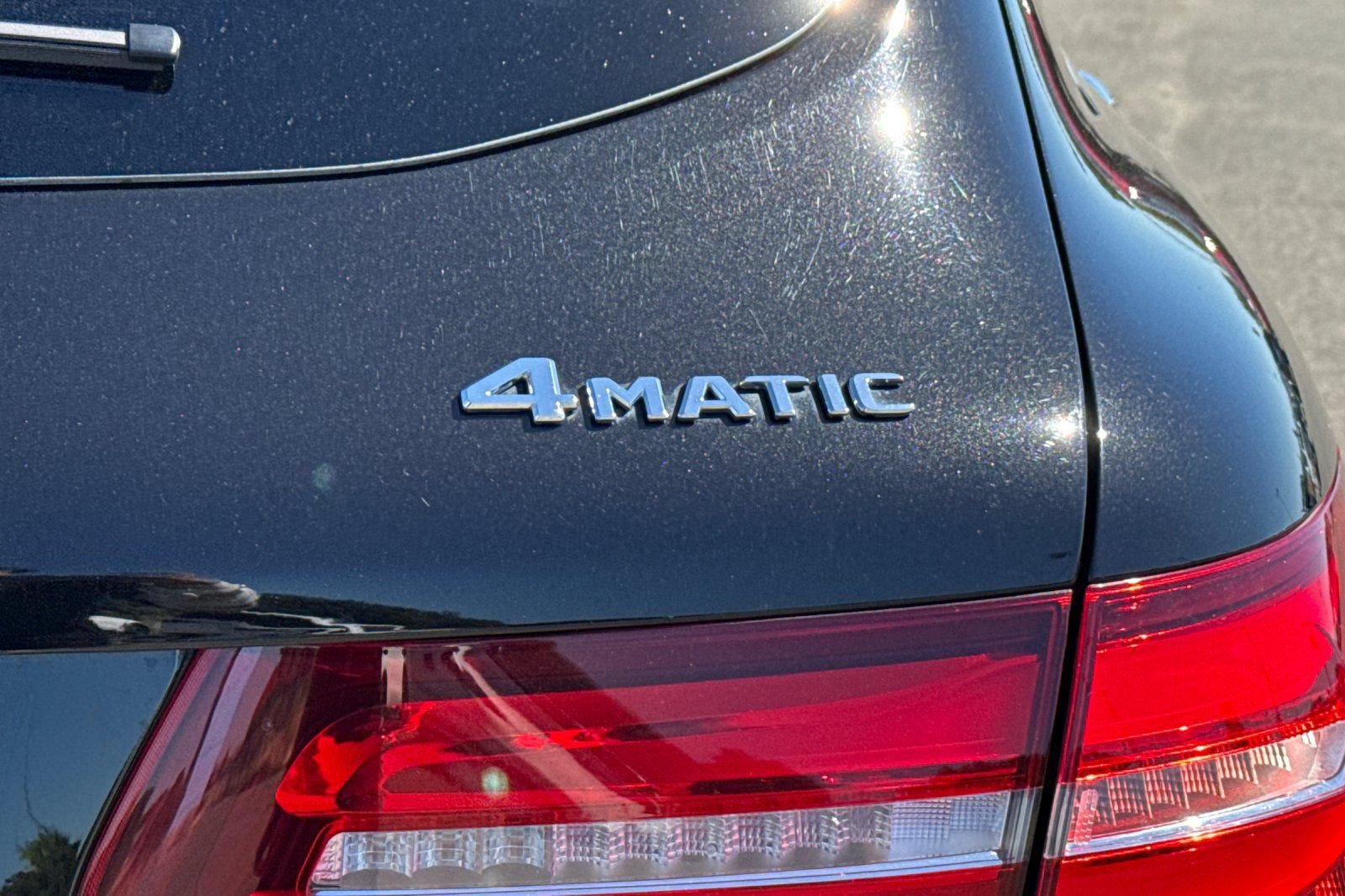 Used 2017 Mercedes-Benz GLC 300 4MATIC image 12
