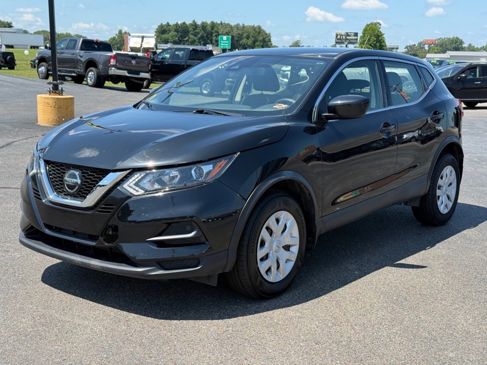 Used 2020 Nissan Rogue Sport S AWD/4WD image 4