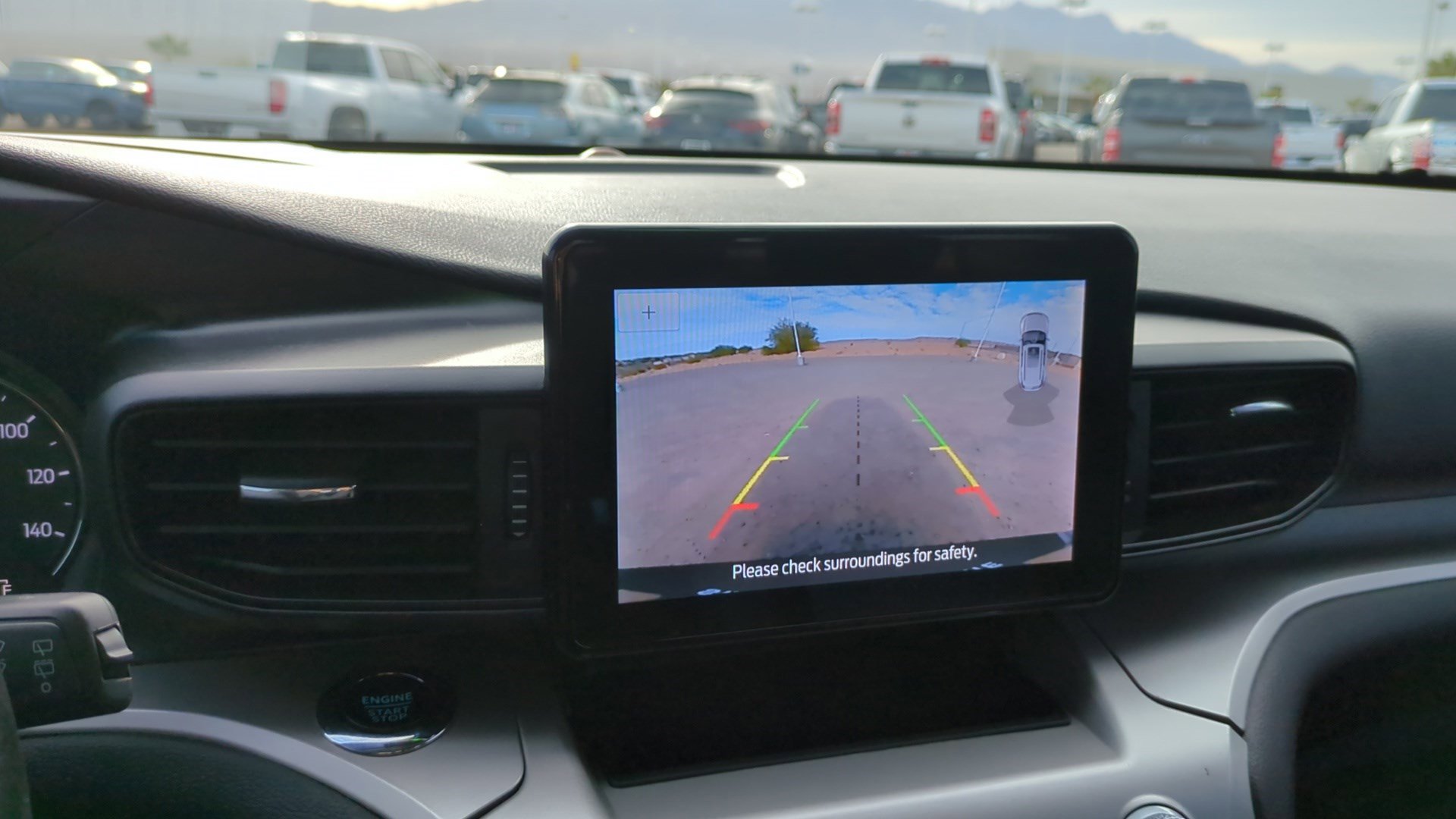 Used 2022 Ford Explorer XLT image 21