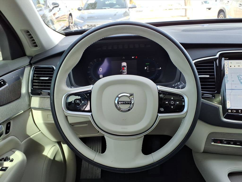 Used 2025 Volvo XC90 T8 Plus w/ Protection Package Premier image 17