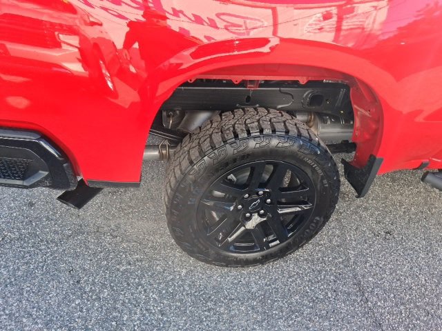 New 2026 Chevrolet Silverado 1500 Custom Trail Boss w/ Dark Appearance Package image 13