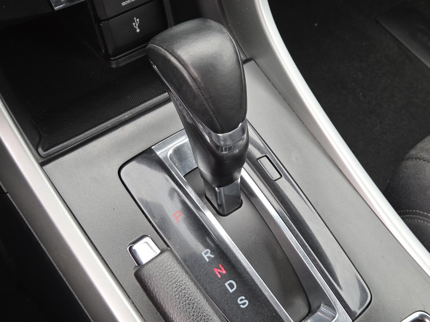 Used 2014 Honda Accord Sport image 28