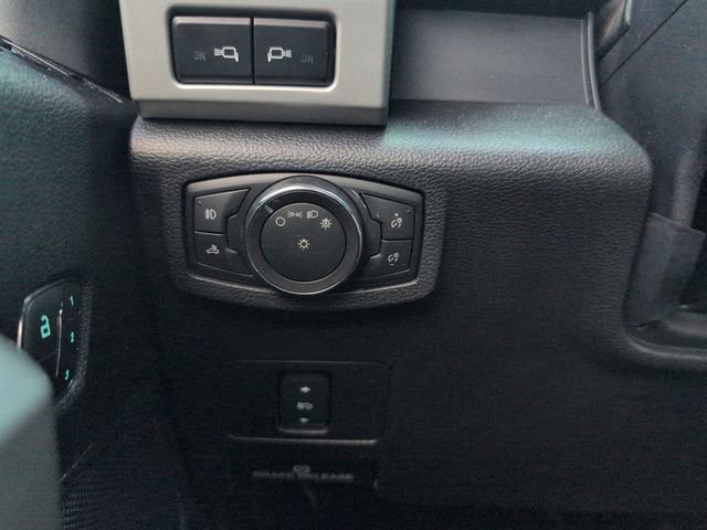 Used 2017 Ford F350 Lariat w/ Lariat Value Package image 19