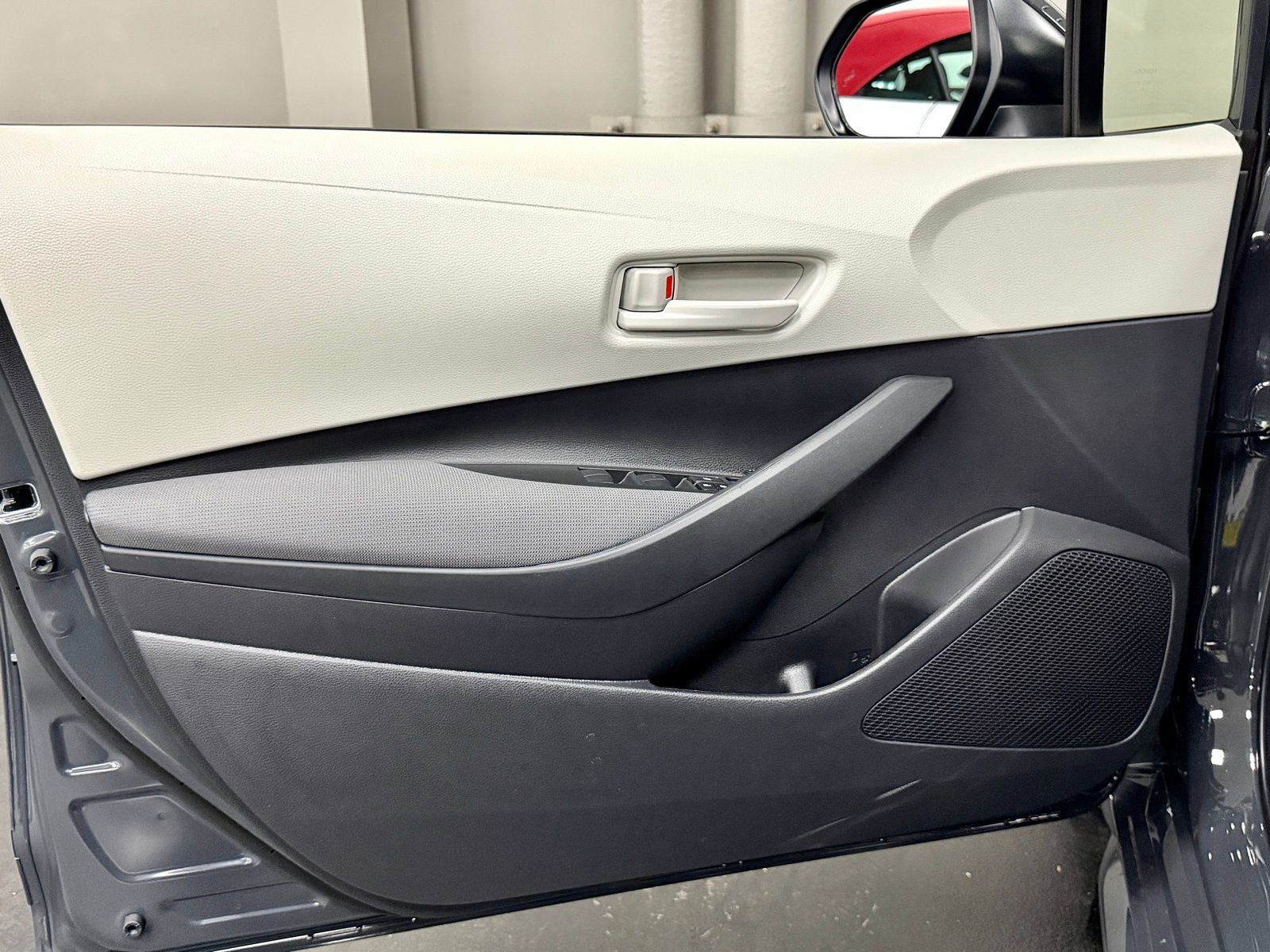 Used 2026 Toyota Corolla LE image 19