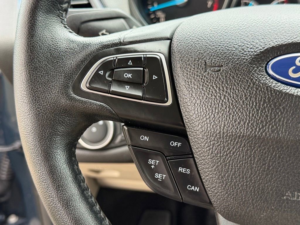 Used 2019 Ford Escape Titanium AWD/4WD image 23