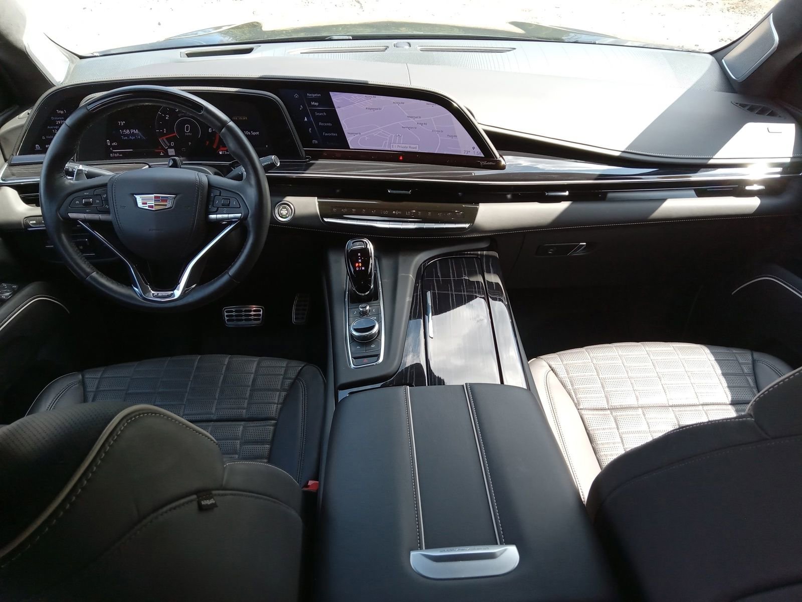 Used 2024 Cadillac Escalade V w/ Heavy-Duty Trailer Package image 17