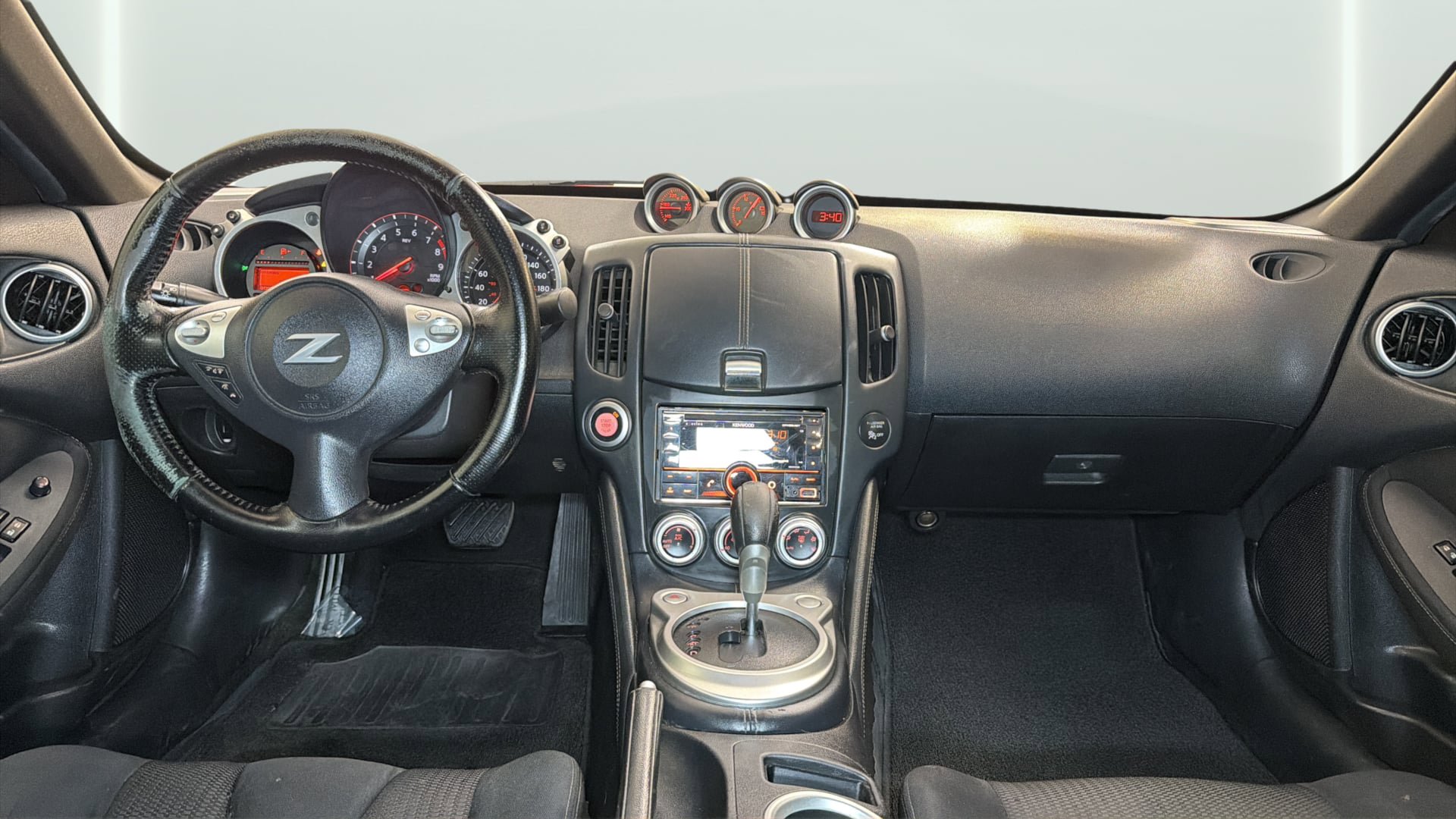 Used 2016 Nissan 370Z Coupe image 15