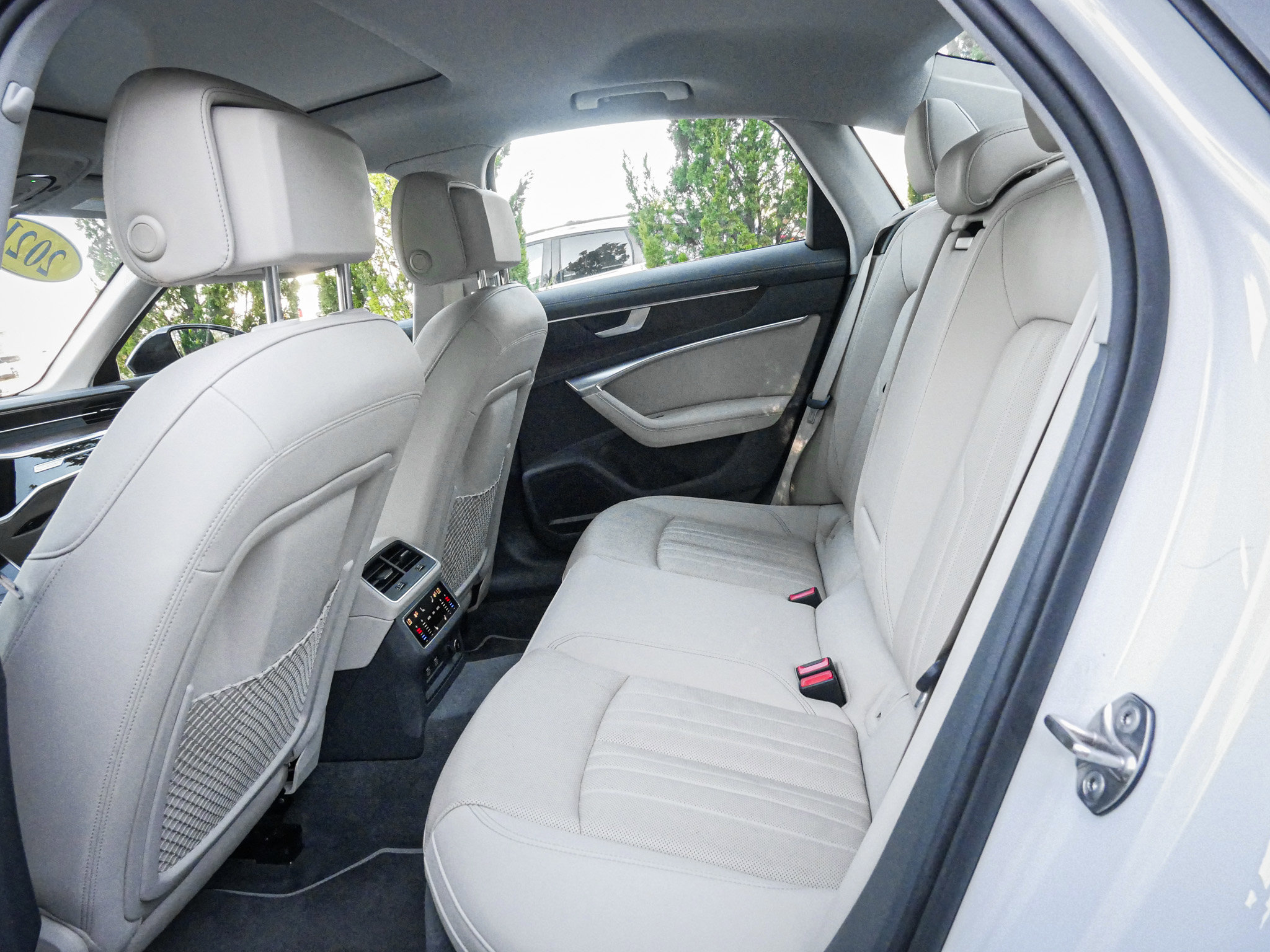 Used 2021 Audi A6 Premium Plus image 31