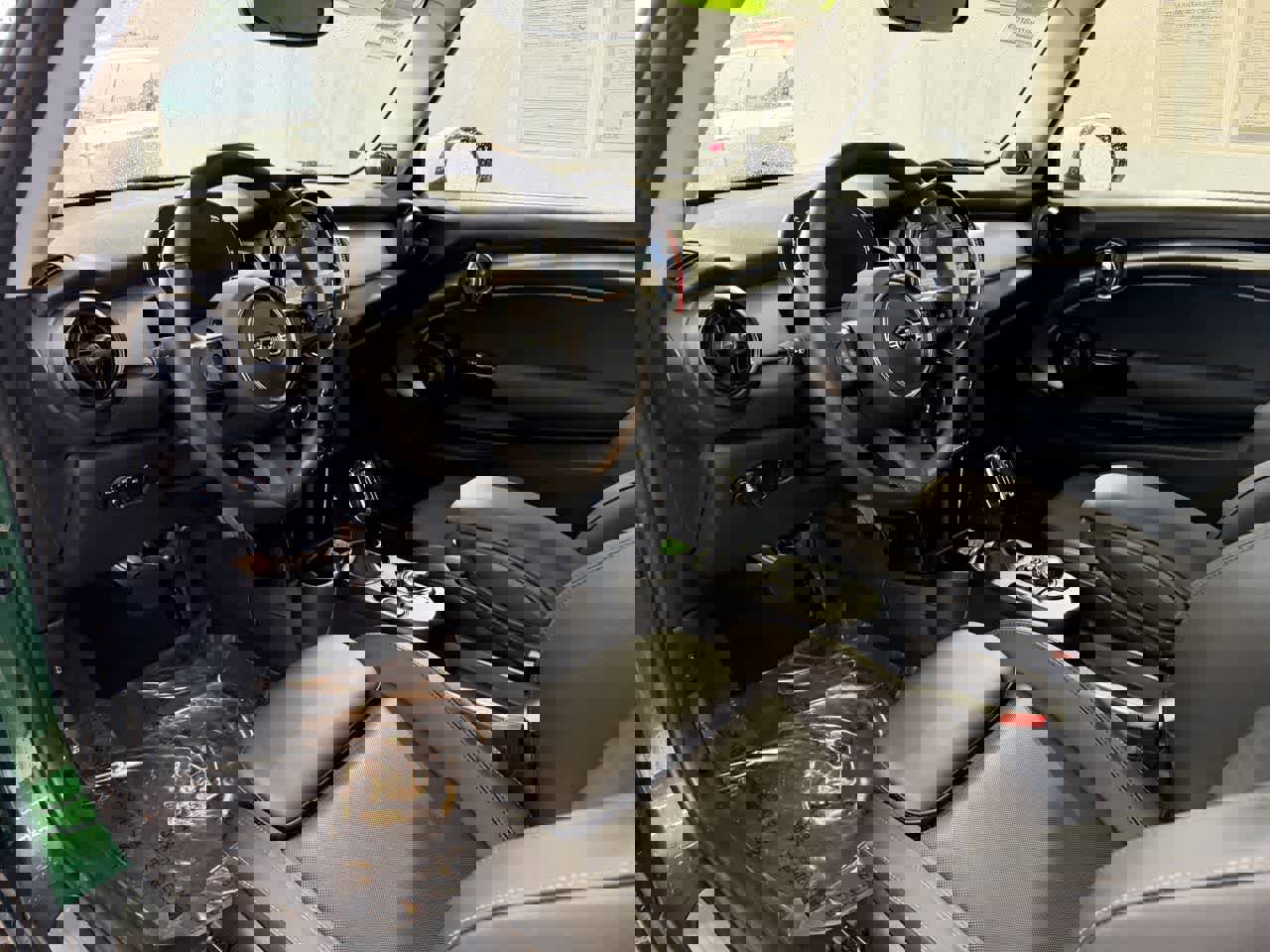 Certified 2024 MINI Cooper SE image 9