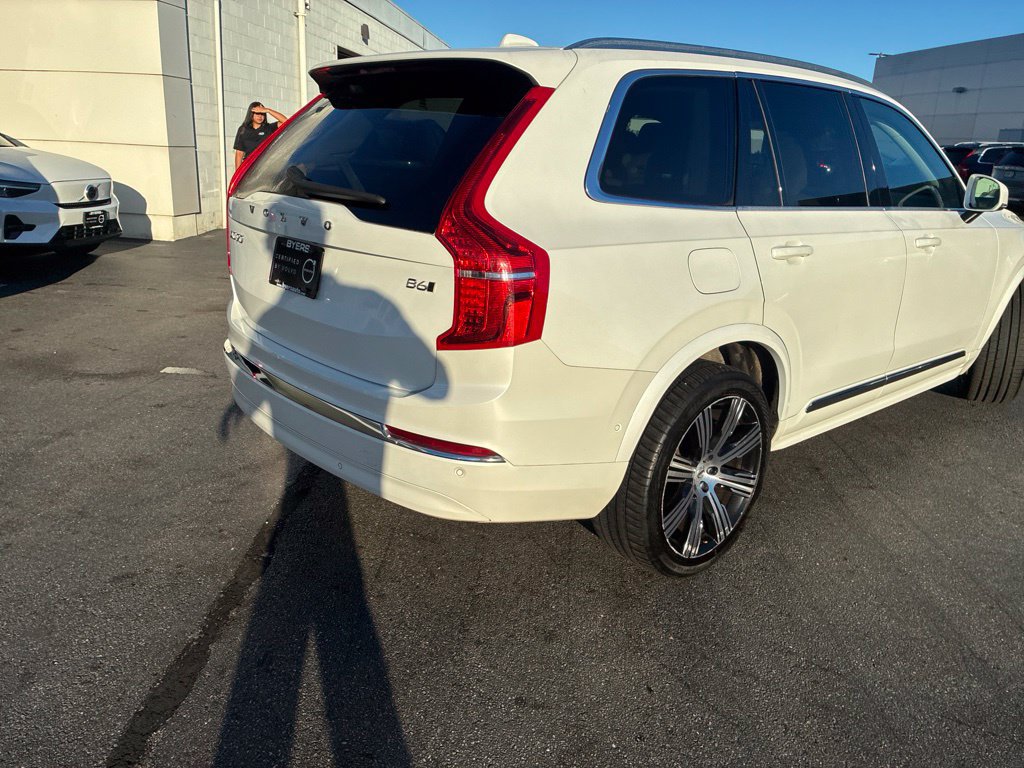 Used 2024 Volvo XC90 B6 Plus AWD/4WD image 4