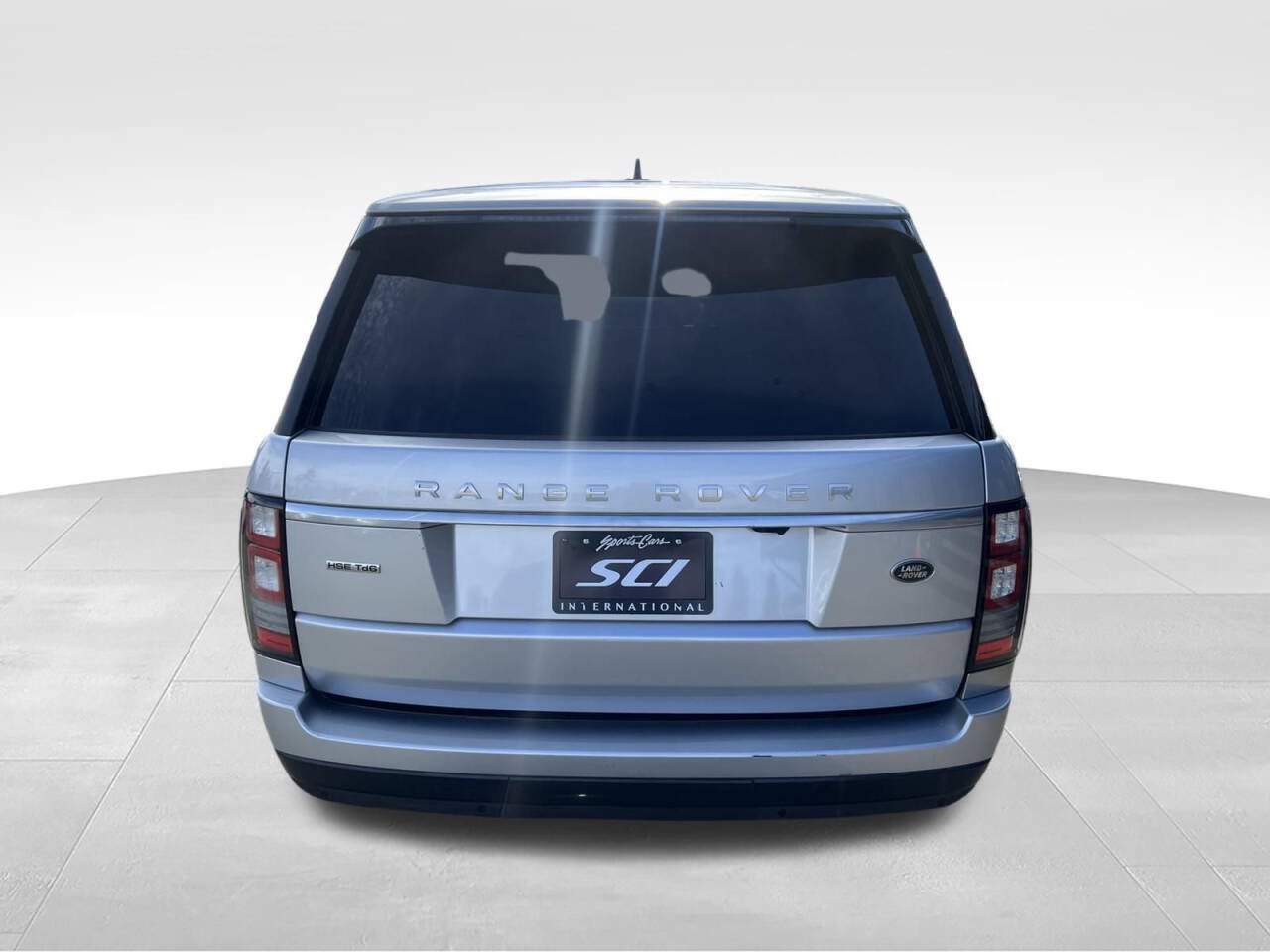 Used 2016 Land Rover Range Rover HSE AWD/4WD image 4