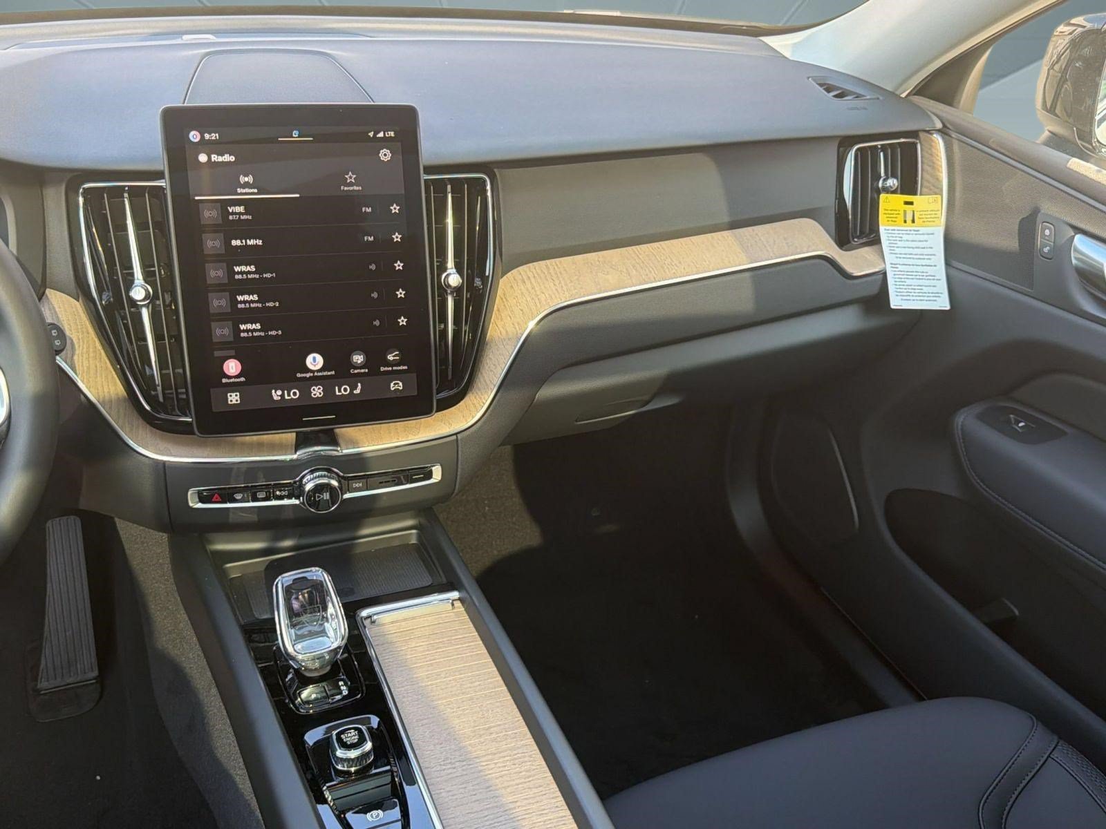 New 2026 Volvo XC60 T8 Plus w/ Climate Package AWD/4WD image 16