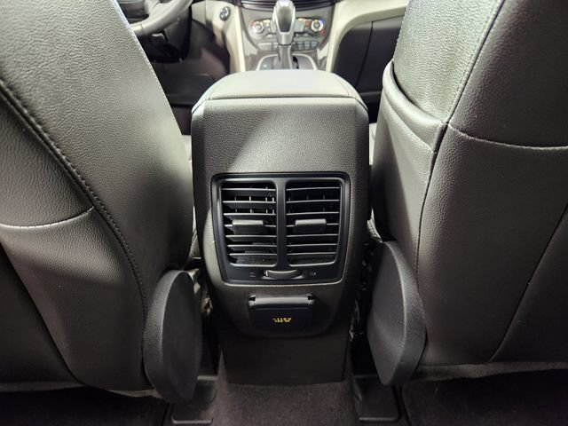 Used 2016 Ford C-MAX SEL w/ Equipment Group 303A FWD image 19