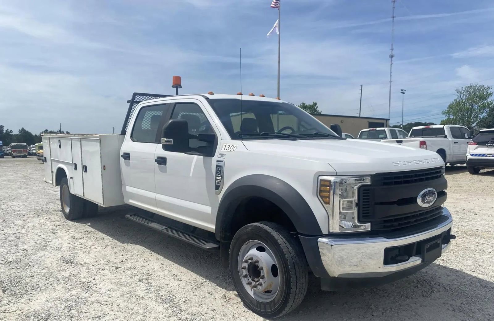 Used 2018 Ford F450 XL w/ Power Equipment Group RWD image 1
