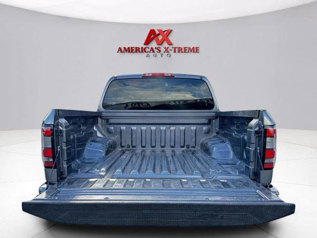 Used 2023 Nissan Frontier SV w/ Technology Package AWD/4WD image 5