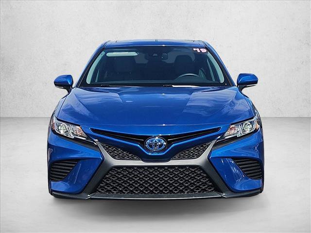 Used 2019 Toyota Camry SE w/ Audio Package FWD image 2