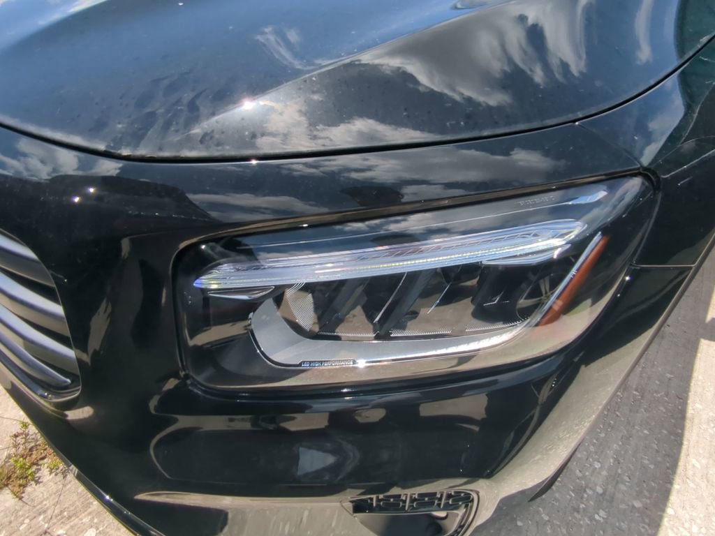 New 2025 Mercedes-Benz GLB 250 GLB 250 image 18