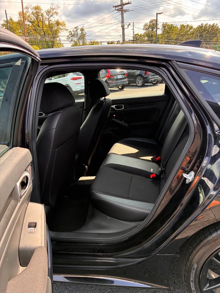 Used 2024 Honda Civic Sport image 23