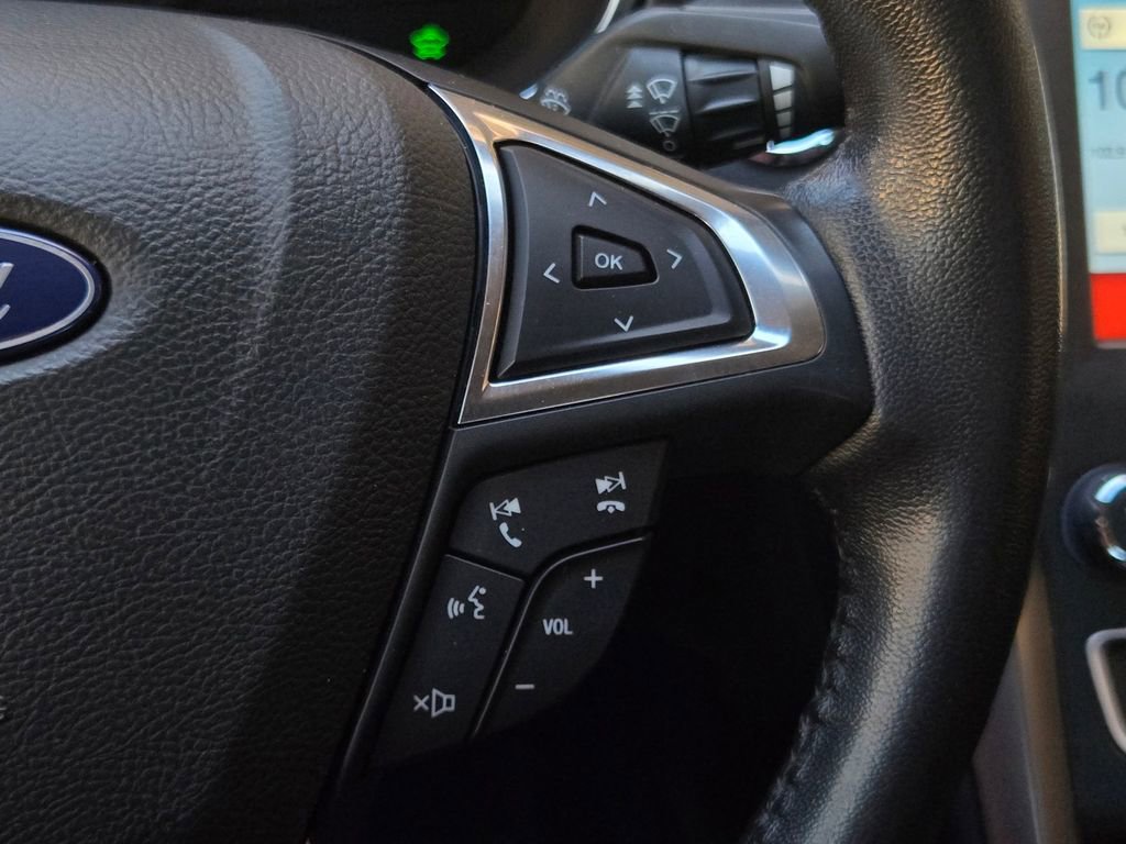 Used 2018 Ford Fusion Energi SE image 21