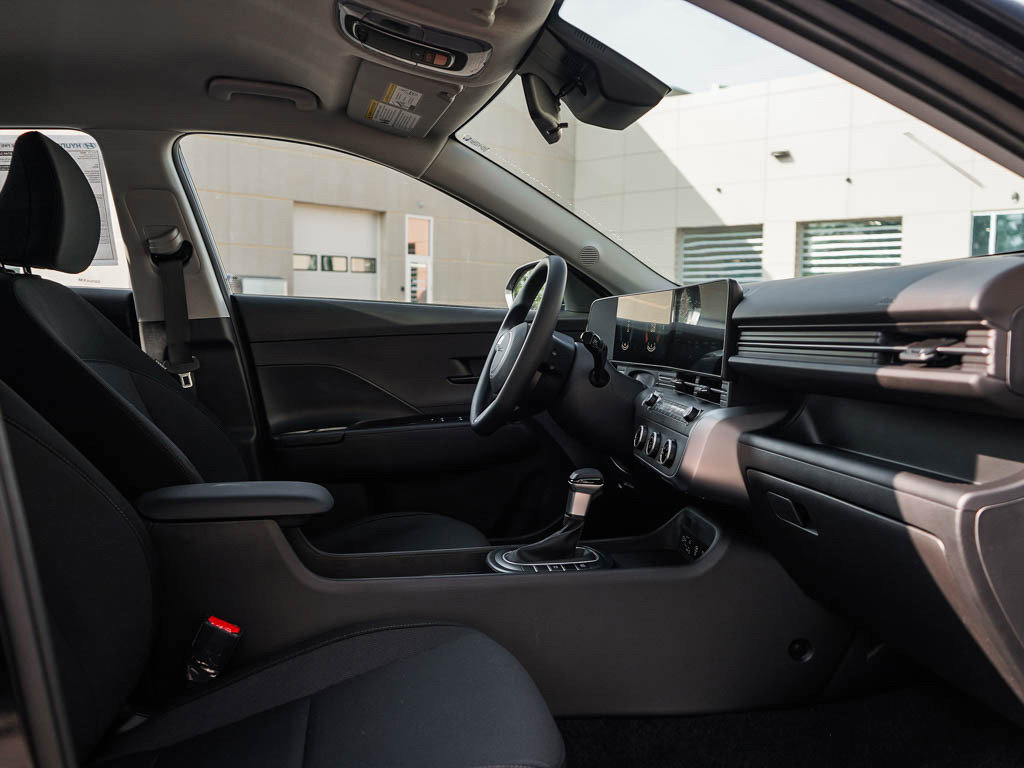 New 2026 Hyundai Kona SE image 10