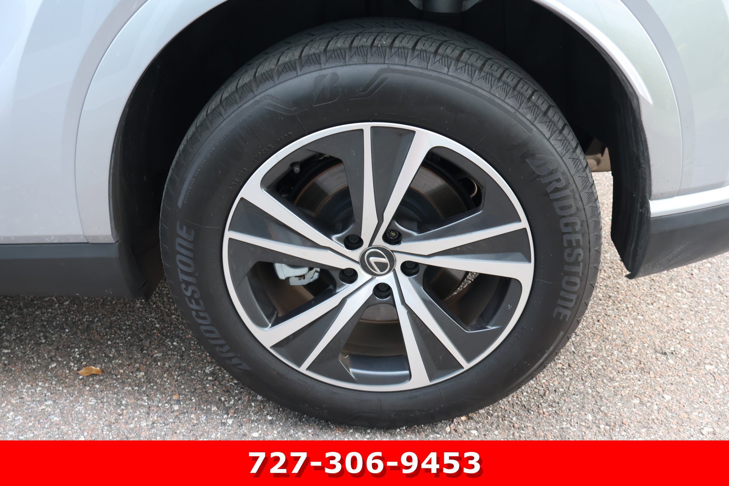 Used 2024 Lexus RX 350 Premium w/ Accessory Package (Z1) image 14