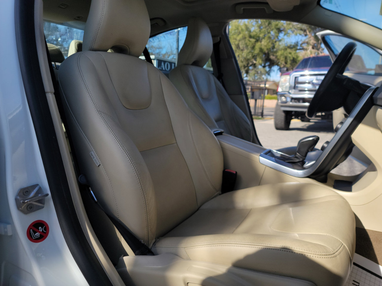 Used 2015 Volvo S60 T5 Premier image 19