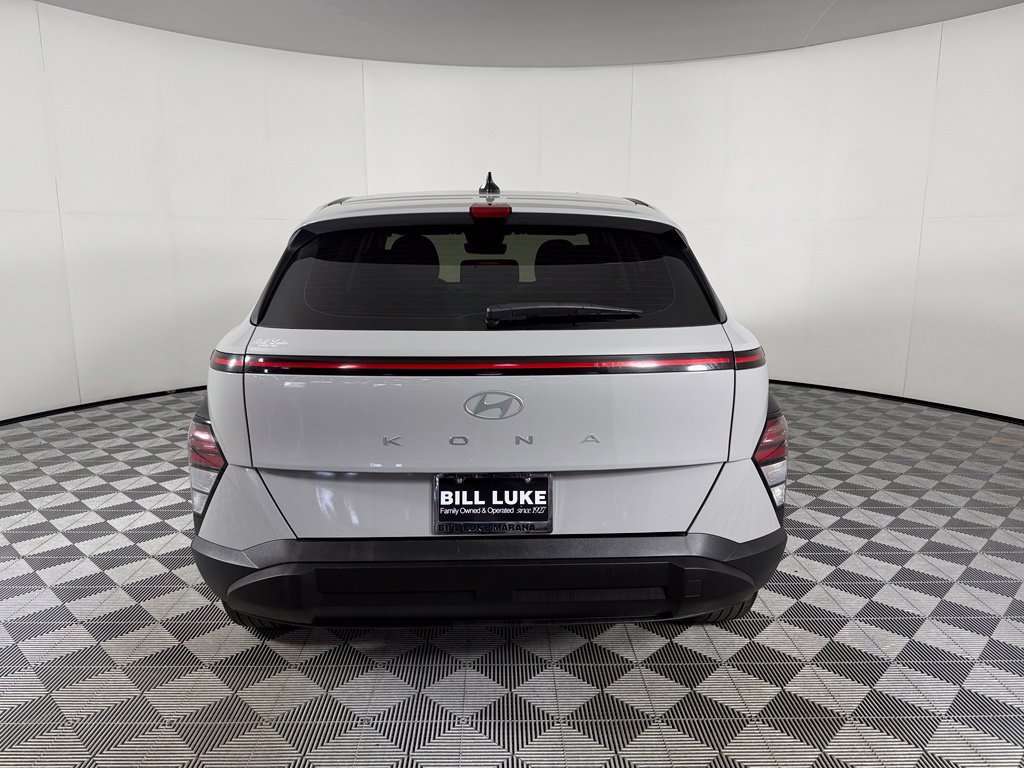 Used 2026 Hyundai Kona SE FWD image 9