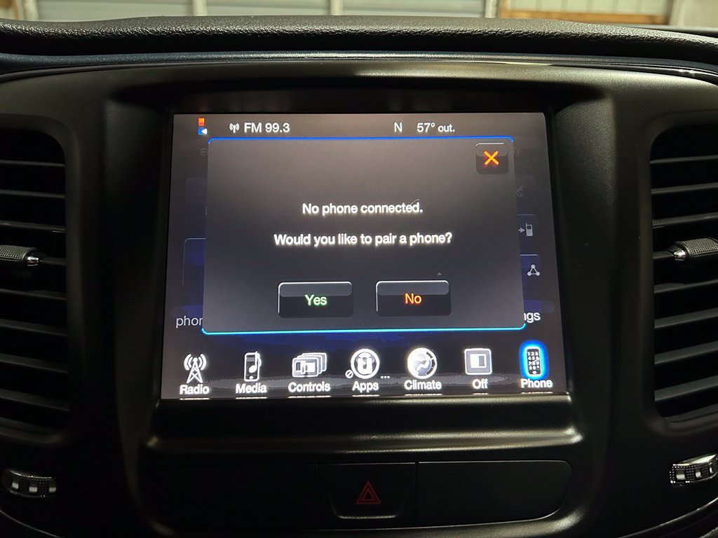 Used 2016 Chrysler 200 S FWD image 26