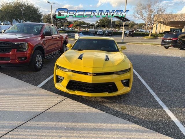 Used 2018 Chevrolet Camaro SS image 2