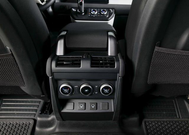 Used 2023 Land Rover Defender 110 S image 20