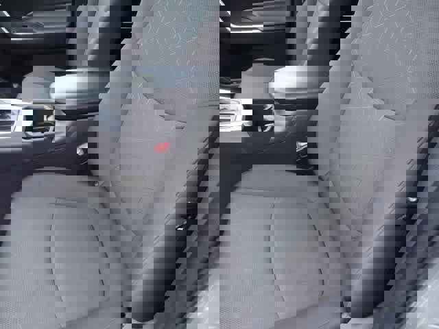 Used 2023 Toyota RAV4 XLE image 5