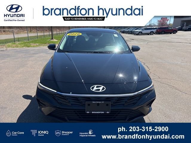 Certified 2026 Hyundai Elantra SE w/ Cargo Package FWD image 2