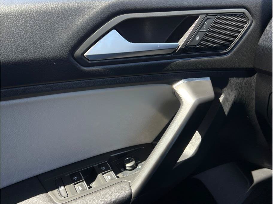 Used 2021 Volkswagen Tiguan S AWD/4WD image 18