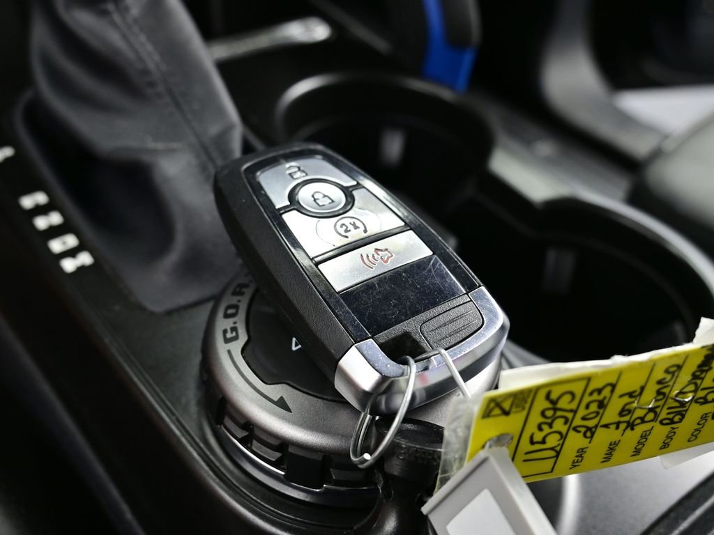Used 2023 Ford Bronco Black Diamond image 16