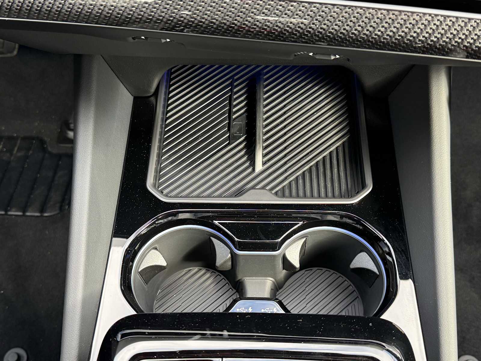 New 2026 BMW M5 w/ Carbon Package image 24