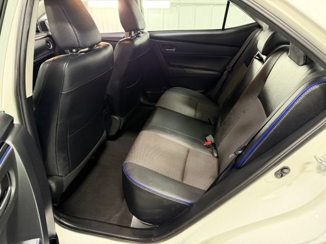 Used 2017 Toyota Corolla SE w/ Carpet Mat Package (TMS) FWD image 10