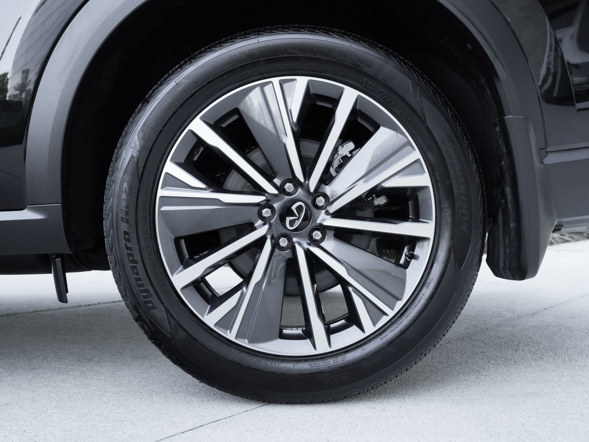 Certified 2026 INFINITI QX60 Luxe w/ Cargo Package FWD image 28