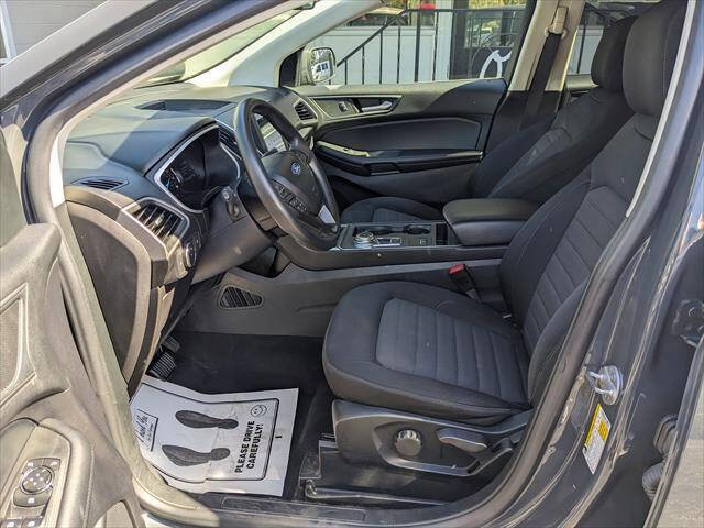 Used 2021 Ford Edge SE image 8
