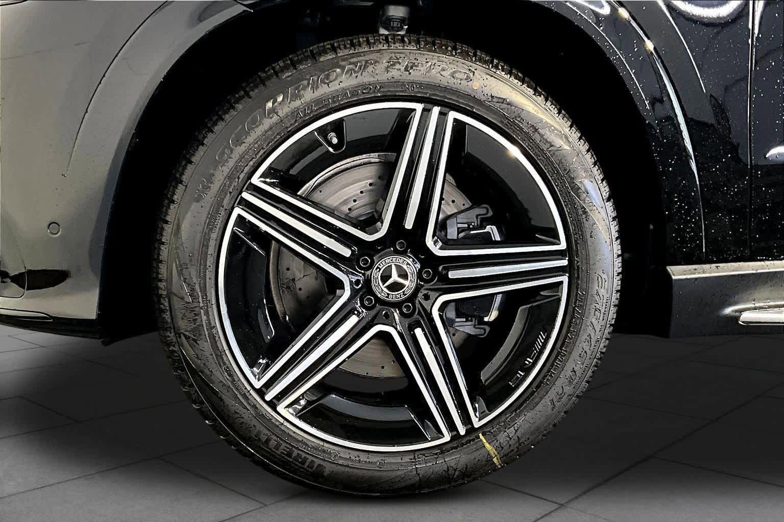 New 2026 Mercedes-Benz GLE 350 4MATIC image 17